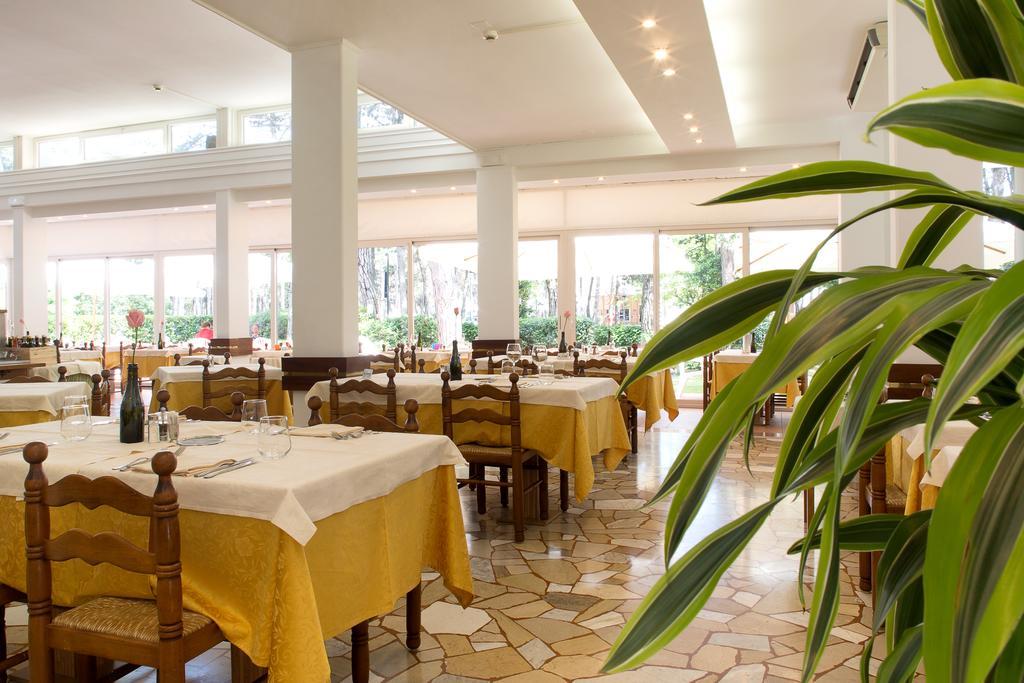Hotel San Marco Lignano Sabbiadoro Ngoại thất bức ảnh