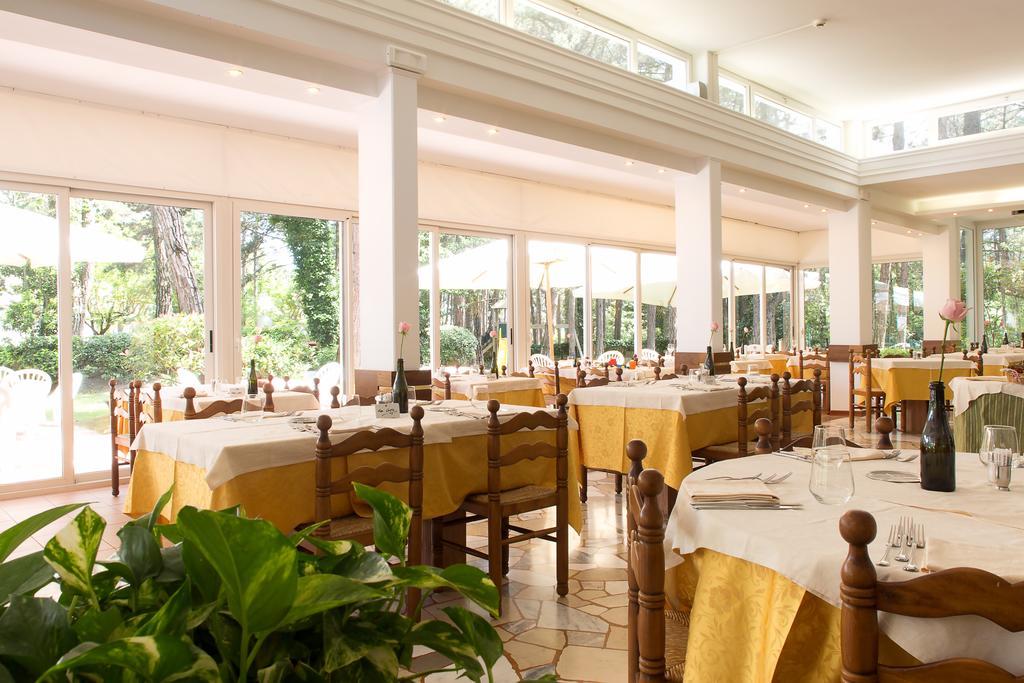 Hotel San Marco Lignano Sabbiadoro Ngoại thất bức ảnh