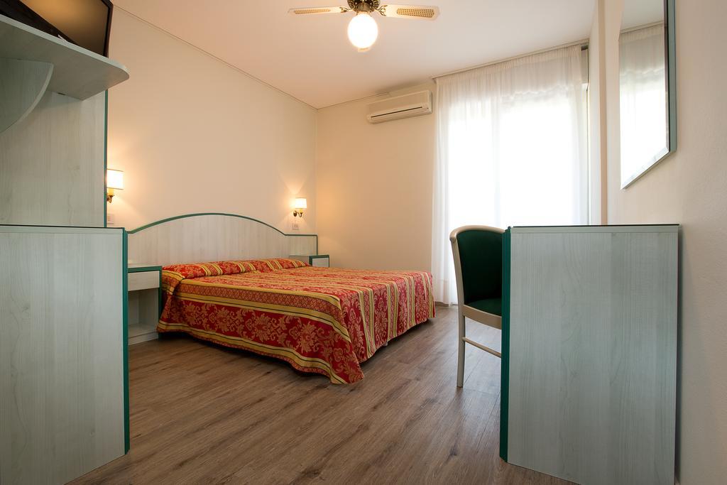 Hotel San Marco Lignano Sabbiadoro Ngoại thất bức ảnh